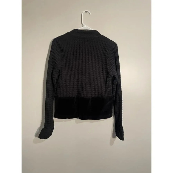 Mod-o-doc Black Waffle Knit and Velvet Casual Lightweight Jacket - Picture 6 of 10